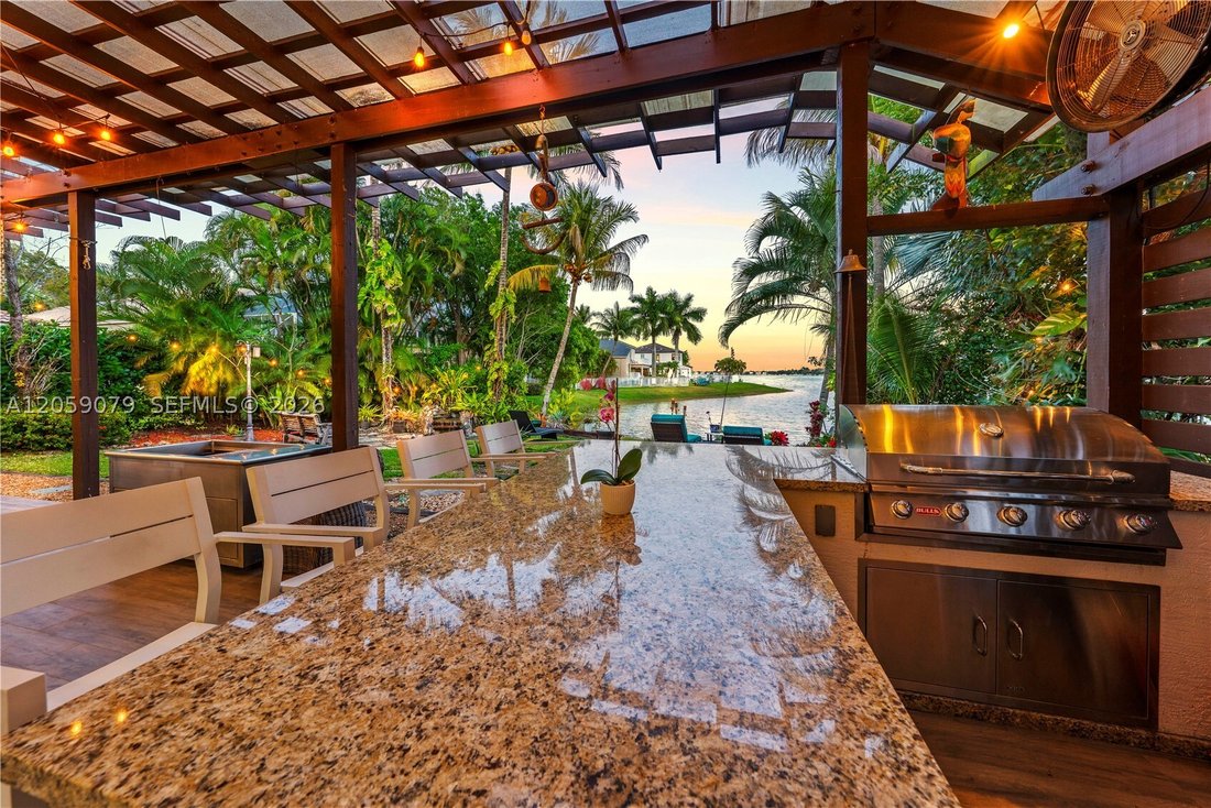 House in Miramar, Florida, United States 2 - 18506468