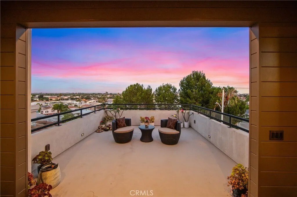 House in Huntington Beach, California, United States 5 - 18215833