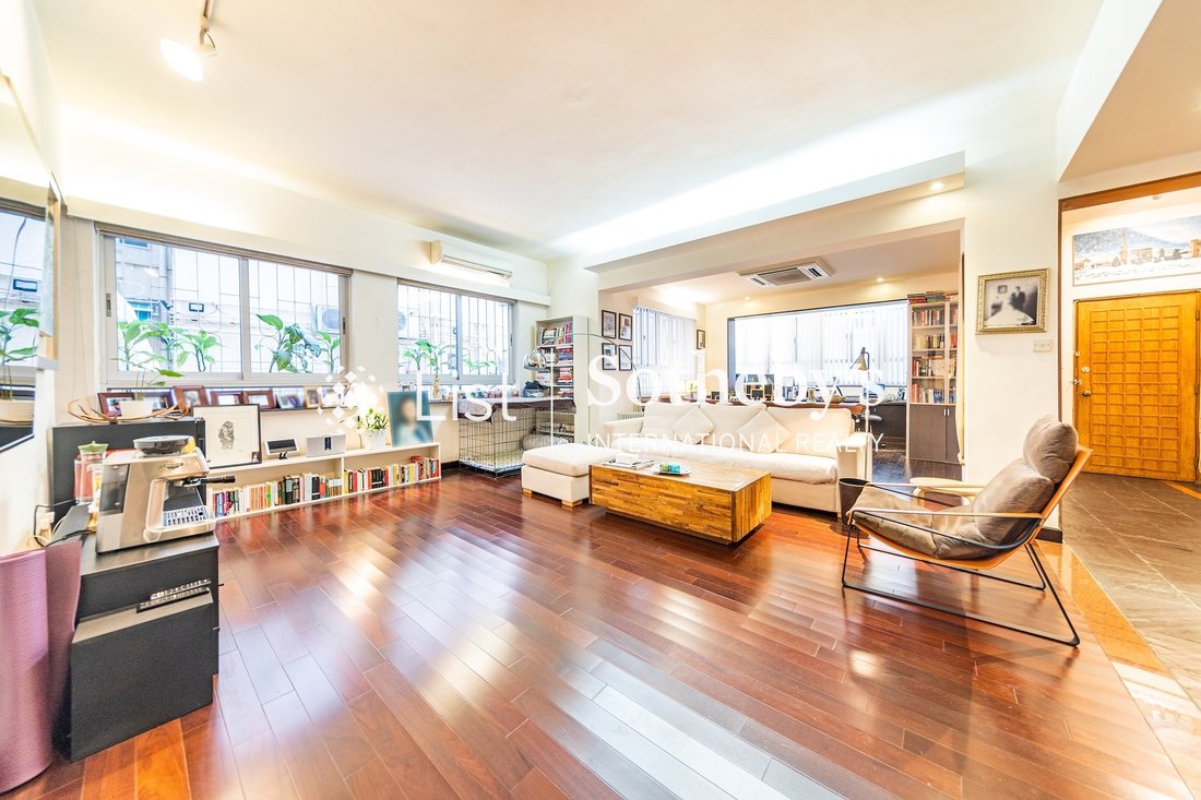 Apartment in Hong Kong, Hong Kong 3 - 18506540