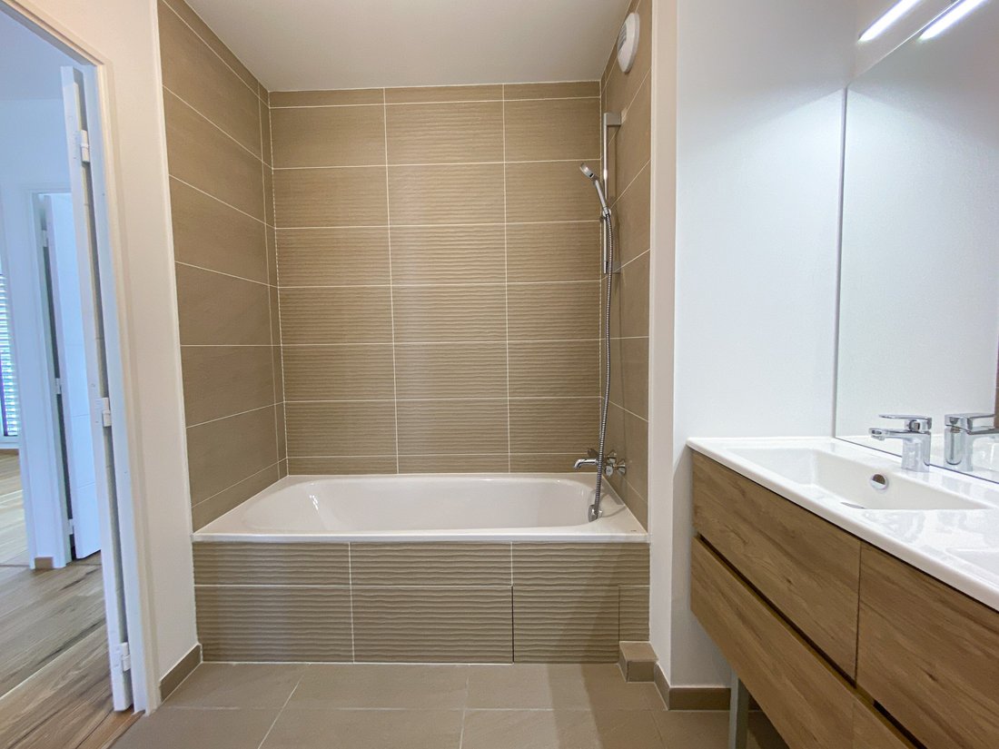 Apartment in Zola - Pressence, Villeurbanne, France 5 - 18506514
