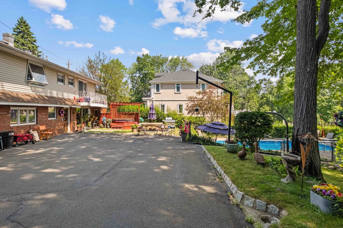 Wayne, New Jersey, United States 5 - 18506538