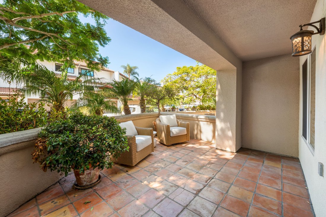 Condo in Santa Barbara, California, United States 3 - 18506699