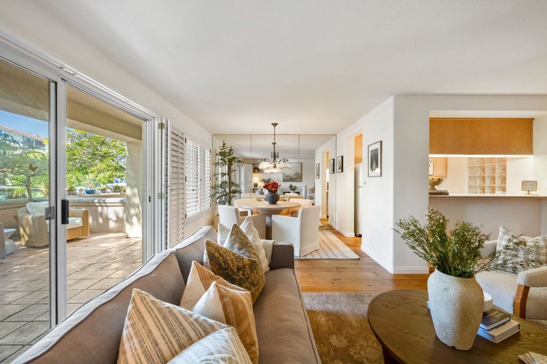 Condo in Santa Barbara, California, United States 2 - 18506699