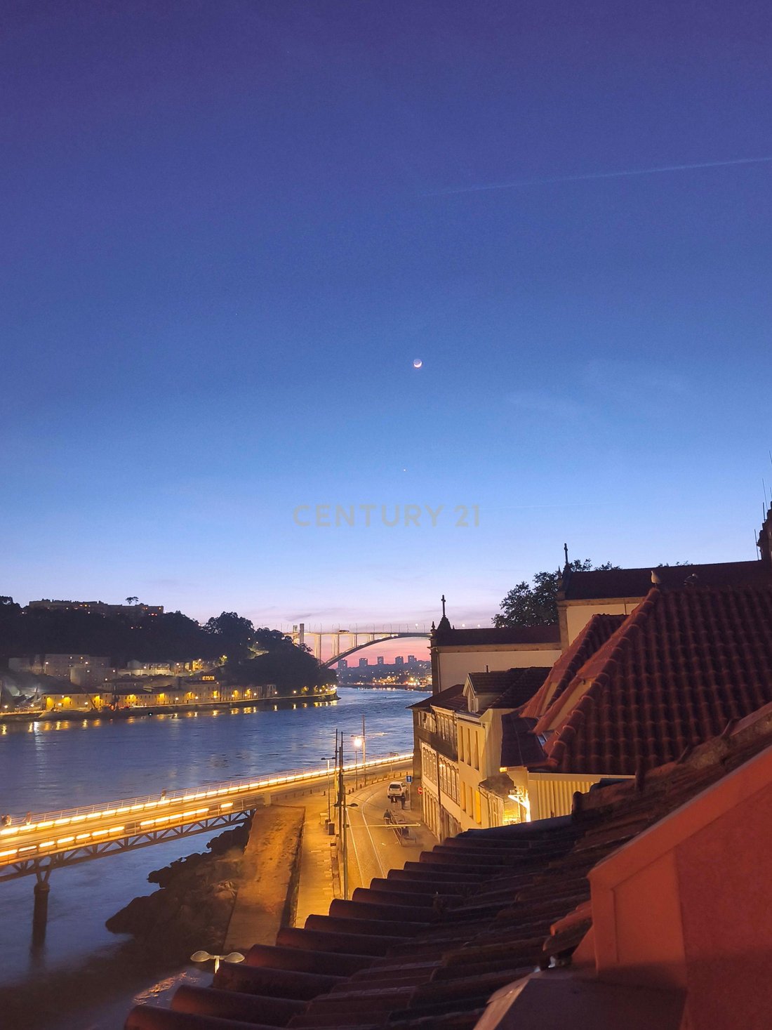 Appartement à Lordelo do Ouro et Massarelos, District de Porto, Portugal 1 - 18506737