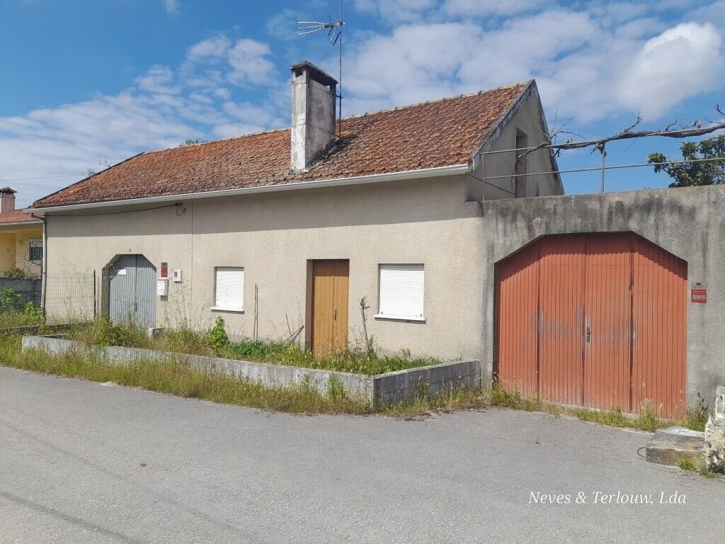 House in Monte Redondo e Carreira, Leiria District, Portugal 1 - 18506647