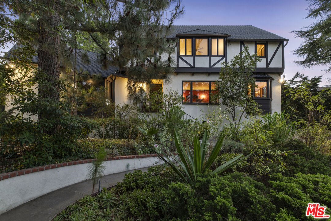 House in Los Angeles, California, United States 1 - 18506688