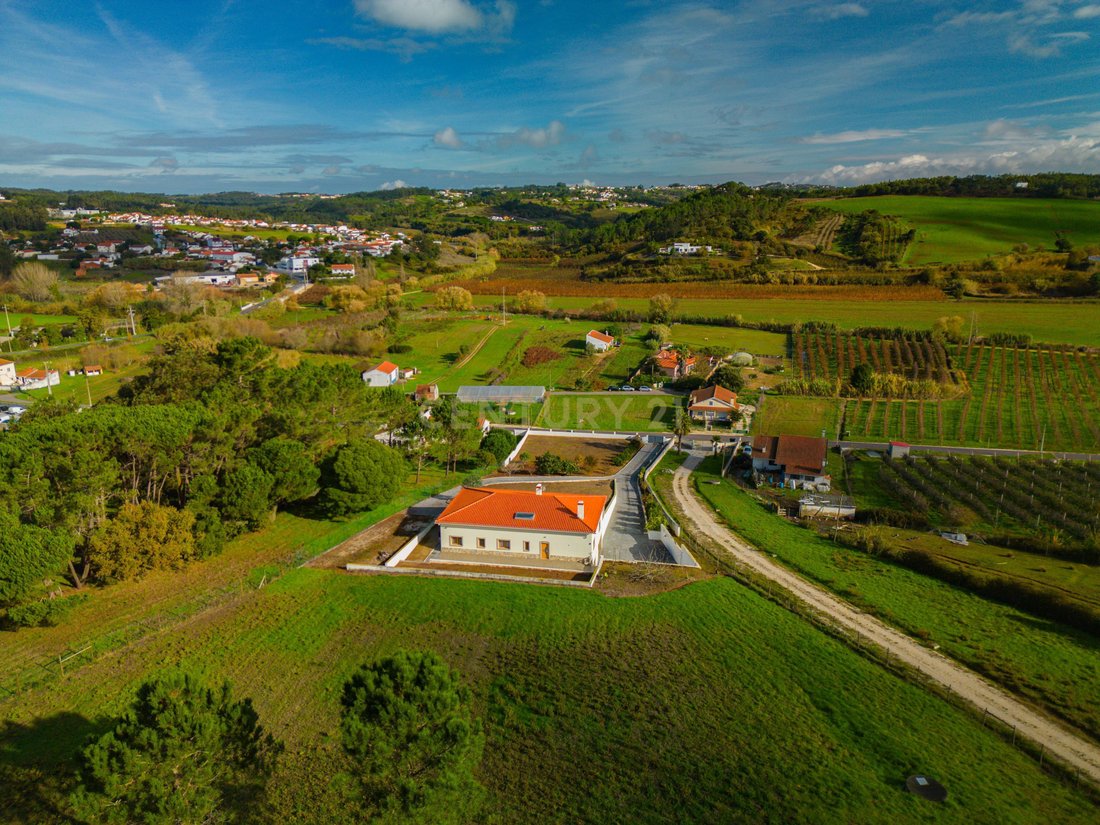 Villa in Nossa Senhora do Populo, Coto e Sao Gregorio, Leiria District, Portugal 3 - 18506727