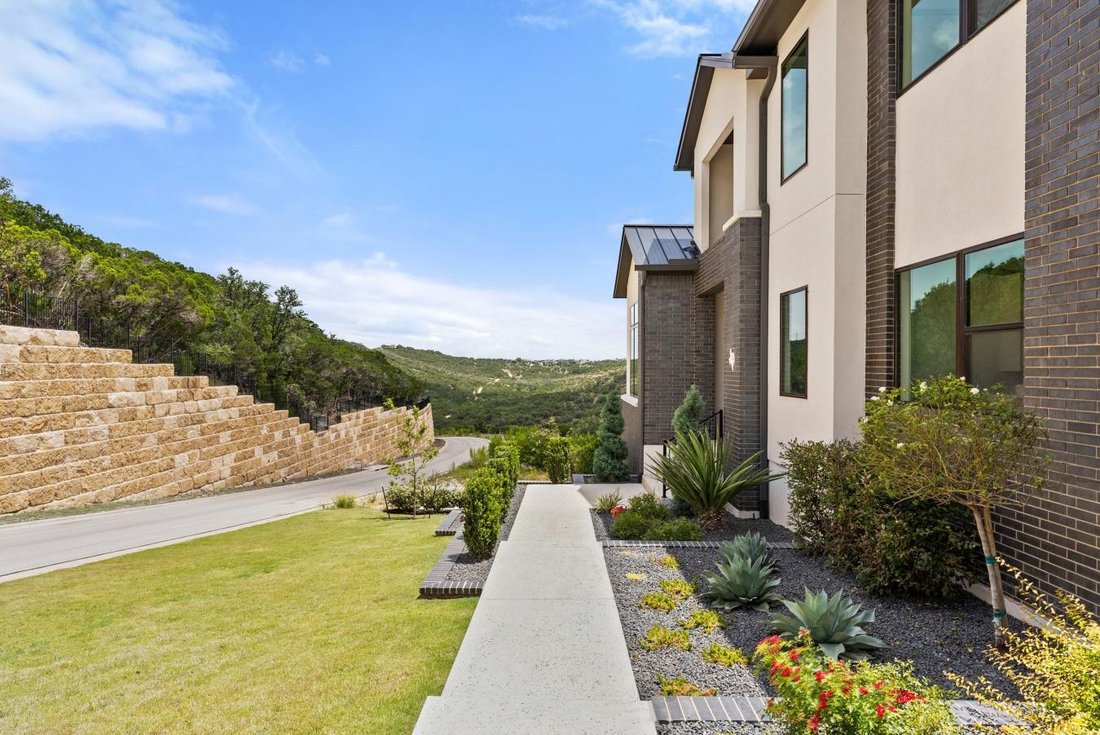 House in Spicewood, Texas, United States 5 - 18506739