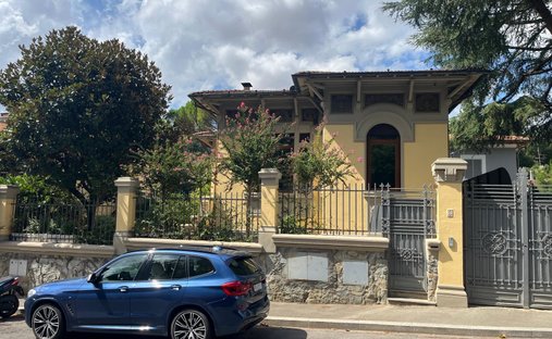 Apartment in San Domenico, Florence, Italy 1