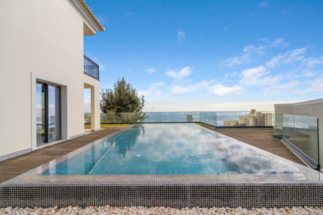 Villa in Sao Martinho, Madeira, Portugal 1 - 18506934