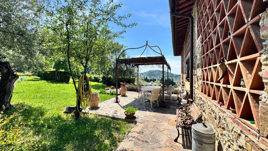 Villa in Fiesole, Tuscany, Italy 2 - 18506813