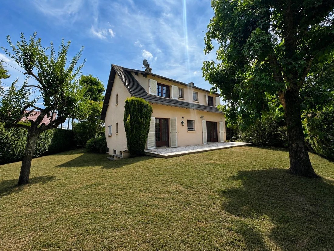 House in Le Plessis-Trévise, Ile-de-France, France 1 - 18506919