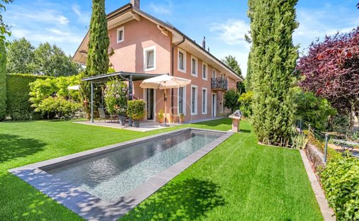 House in Grancy, Vaud, Switzerland 1