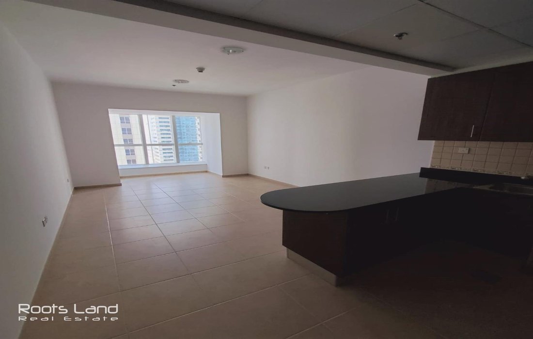 Apartment in Dubai Marina / Marsa Dubai, Dubai, United Arab Emirates 2 - 18506840