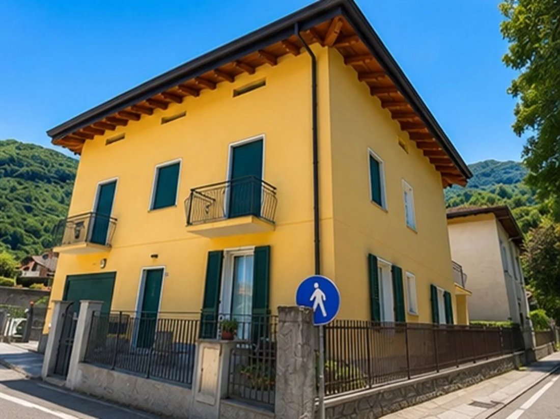 Villa in Lezzeno, Lombardy, Italy 5 - 18298727
