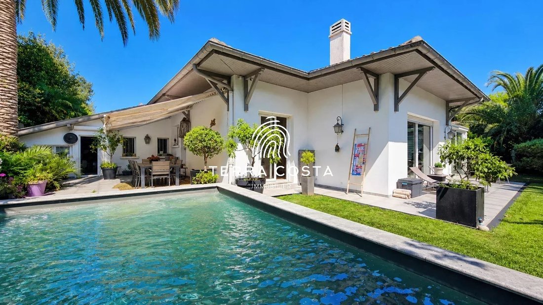 House in Anglet, Nouvelle-Aquitaine, France 2 - 18506975
