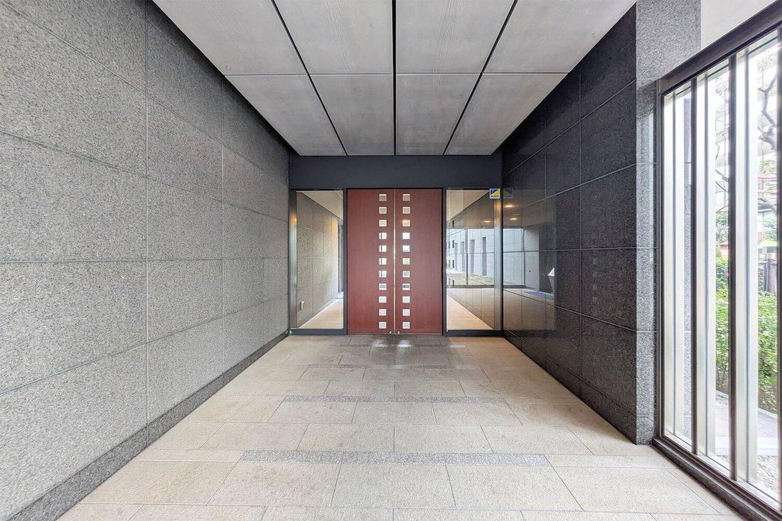 Condo in Osaka, Osaka, Japan 2 - 18507020