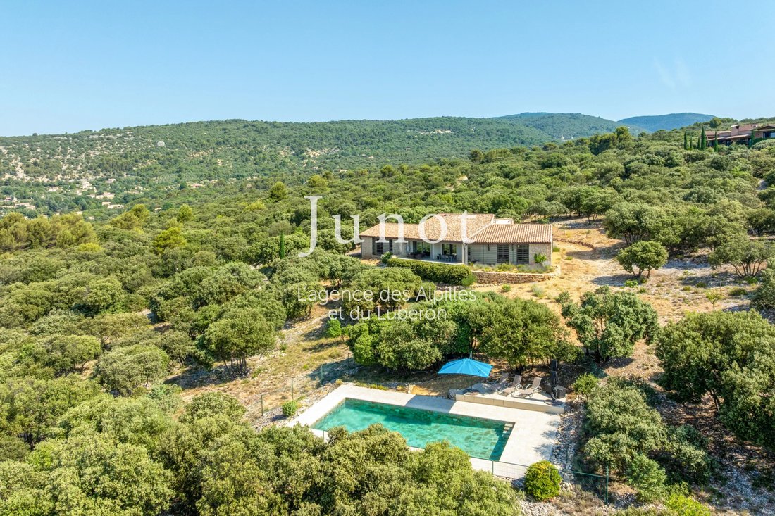 House in Saint-Saturnin-lès-Apt, Provence-Alpes-Côte d'Azur, France 1 - 18507027