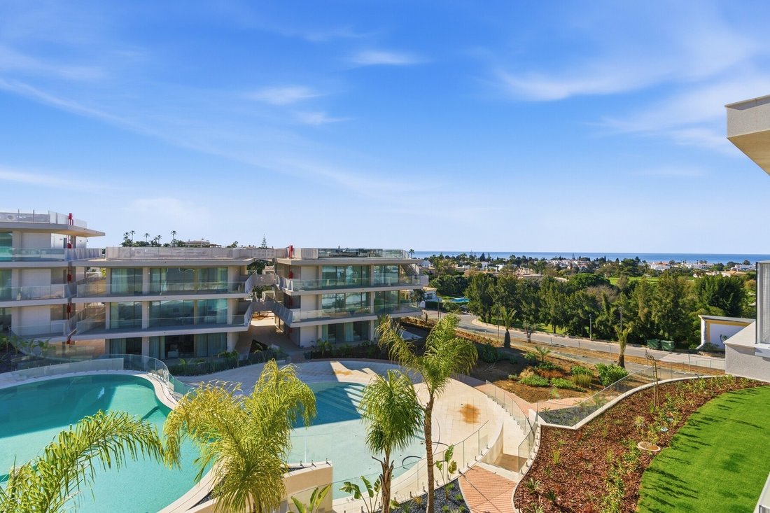 Apartment in Lagoa e Carvoeiro, Algarve, Portugal 1 - 18507029