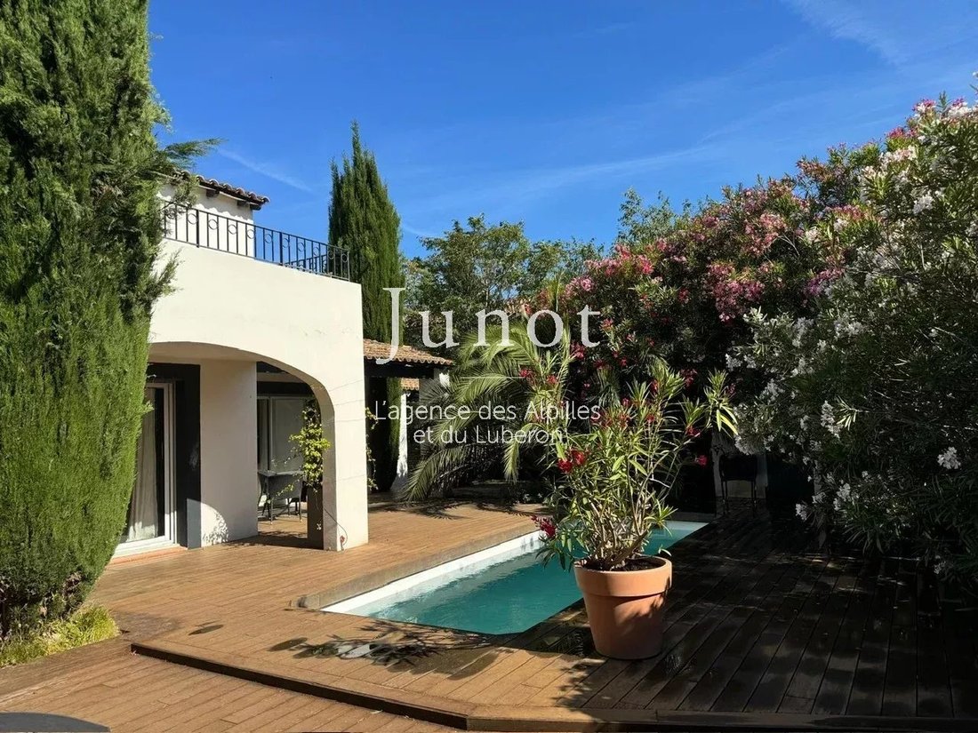House in Charbonnières-Montagnié, Villeneuve-lès-Avignon, France 1 - 18507032