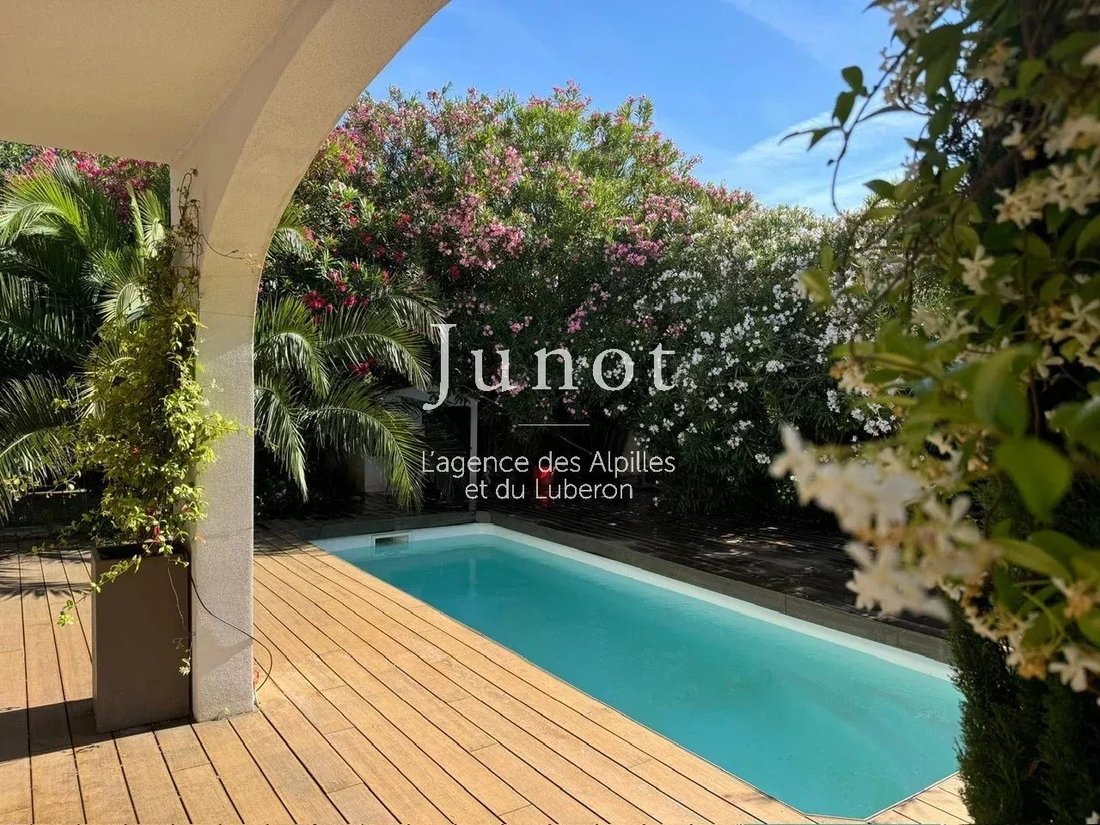 House in Charbonnières-Montagnié, Villeneuve-lès-Avignon, France 2 - 18507032