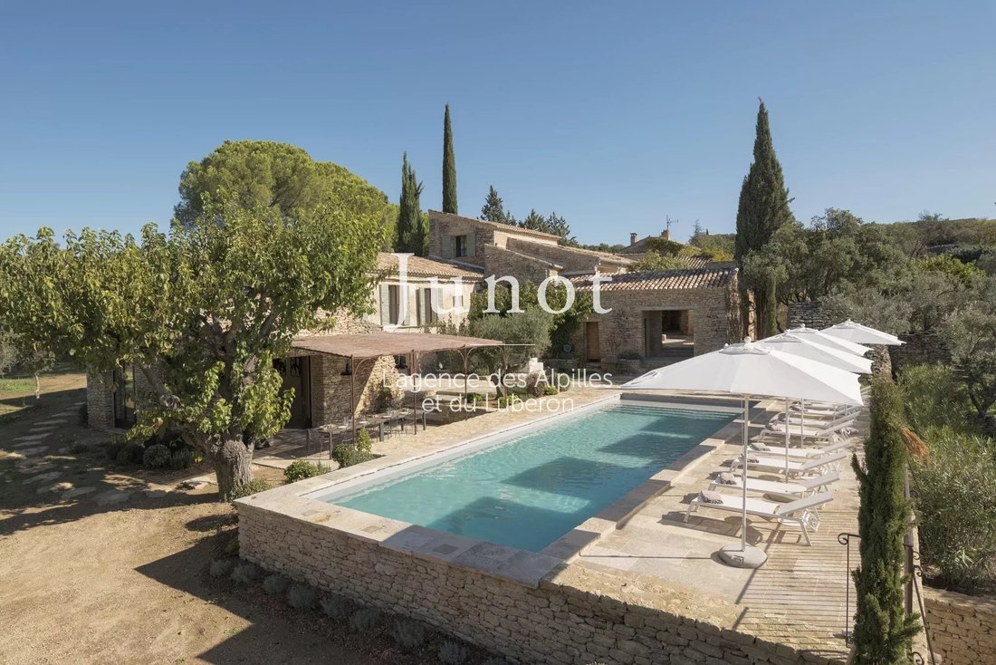 Country House in Gordes, Provence-Alpes-Côte d'Azur, France 2 - 18506983