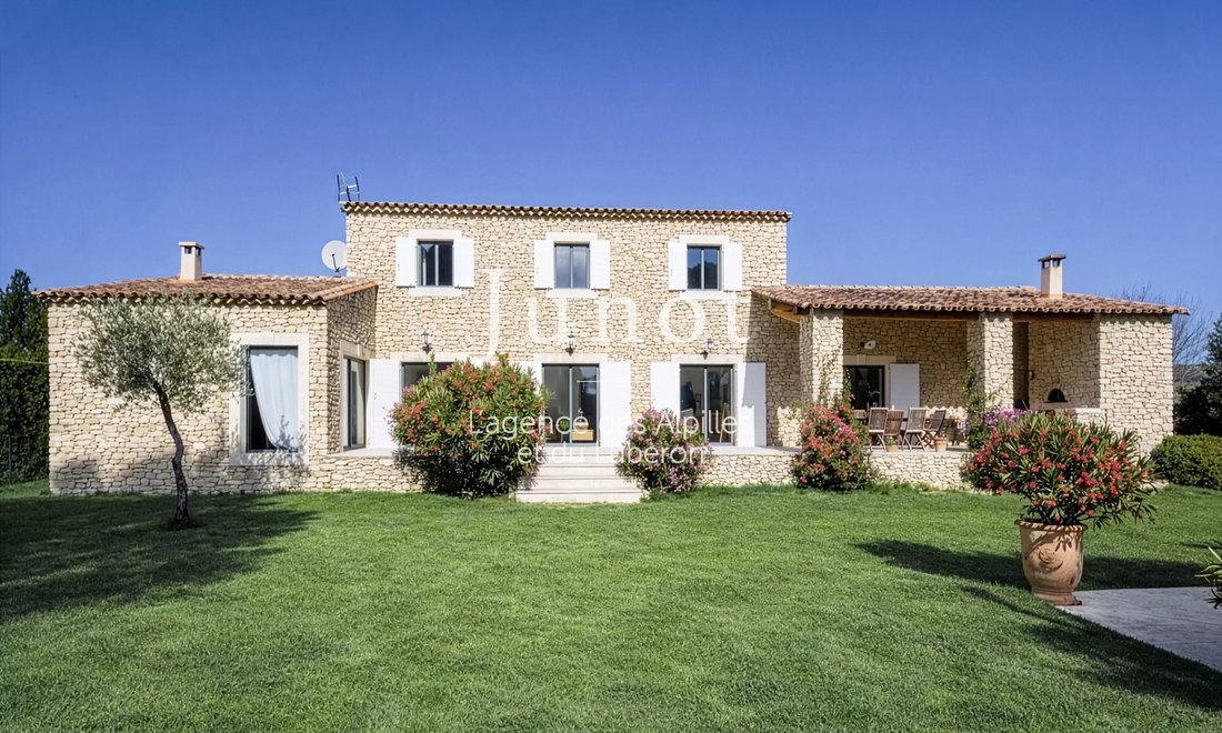 House in Gordes, Provence-Alpes-Côte d'Azur, France 2 - 18507006