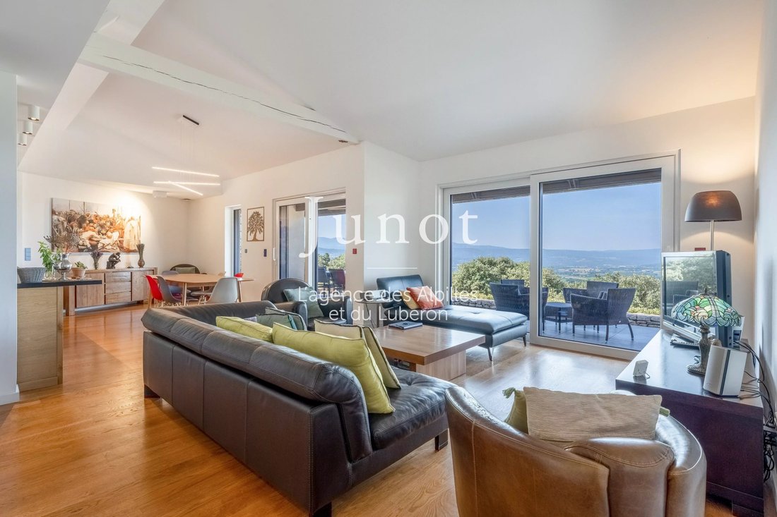 House in Saint-Saturnin-lès-Apt, Provence-Alpes-Côte d'Azur, France 3 - 18507027
