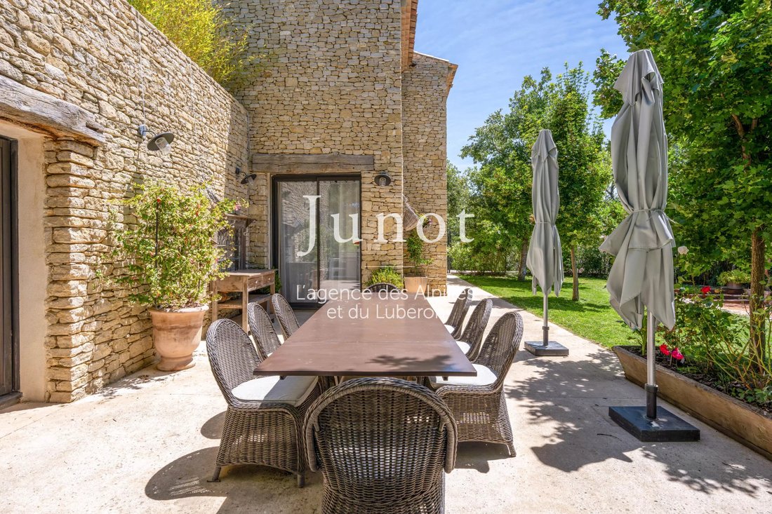House in Gordes, Provence-Alpes-Côte d'Azur, France 3 - 18506939