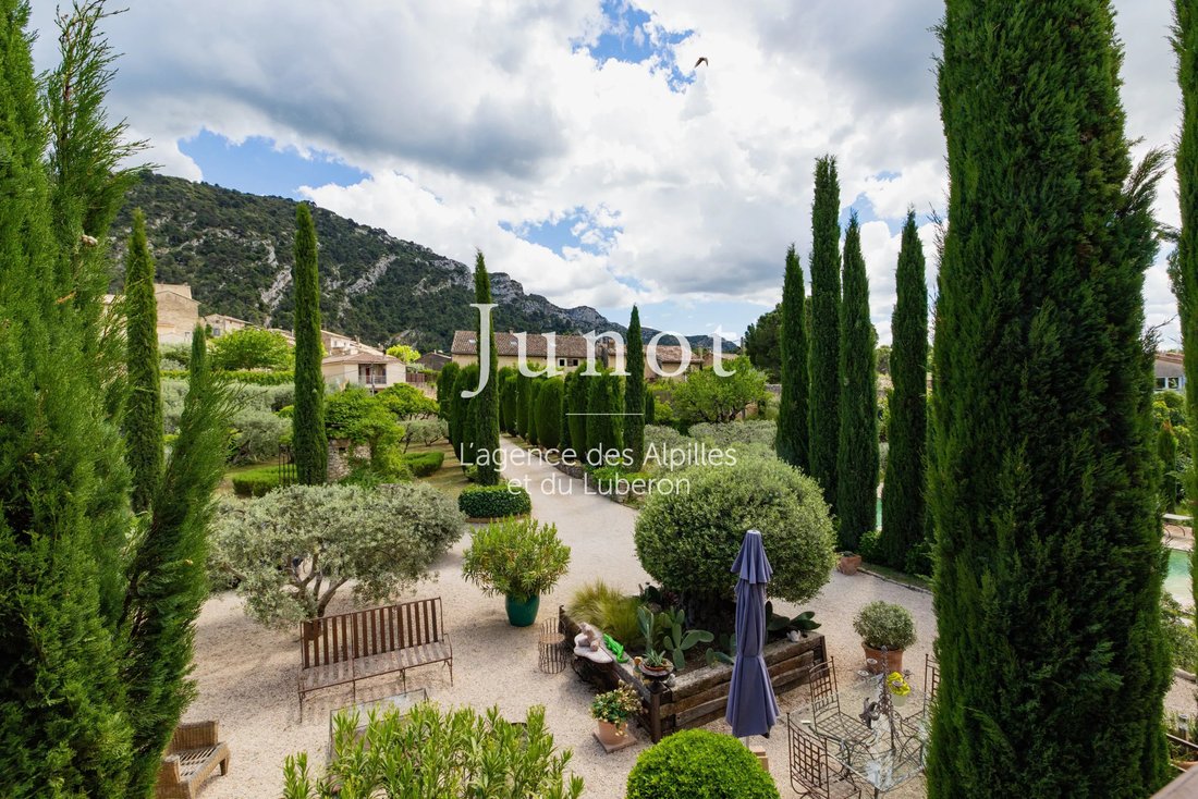 House in Robion, Provence-Alpes-Côte d'Azur, France 4 - 18506931