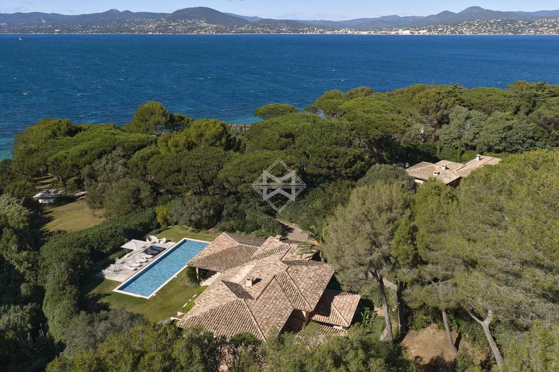 Villa in Zone Est Diffuse, Saint-Tropez, France 1 - 15875864