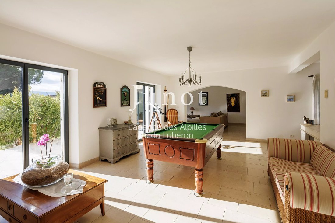 House in Gordes, Provence-Alpes-Côte d'Azur, France 5 - 18506936