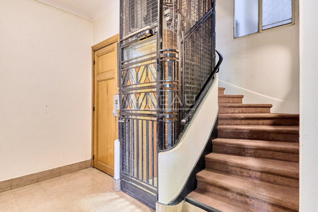 Apartment in Gros Caillou, Paris 7e Arrondissement, Paris 5 - 18507034