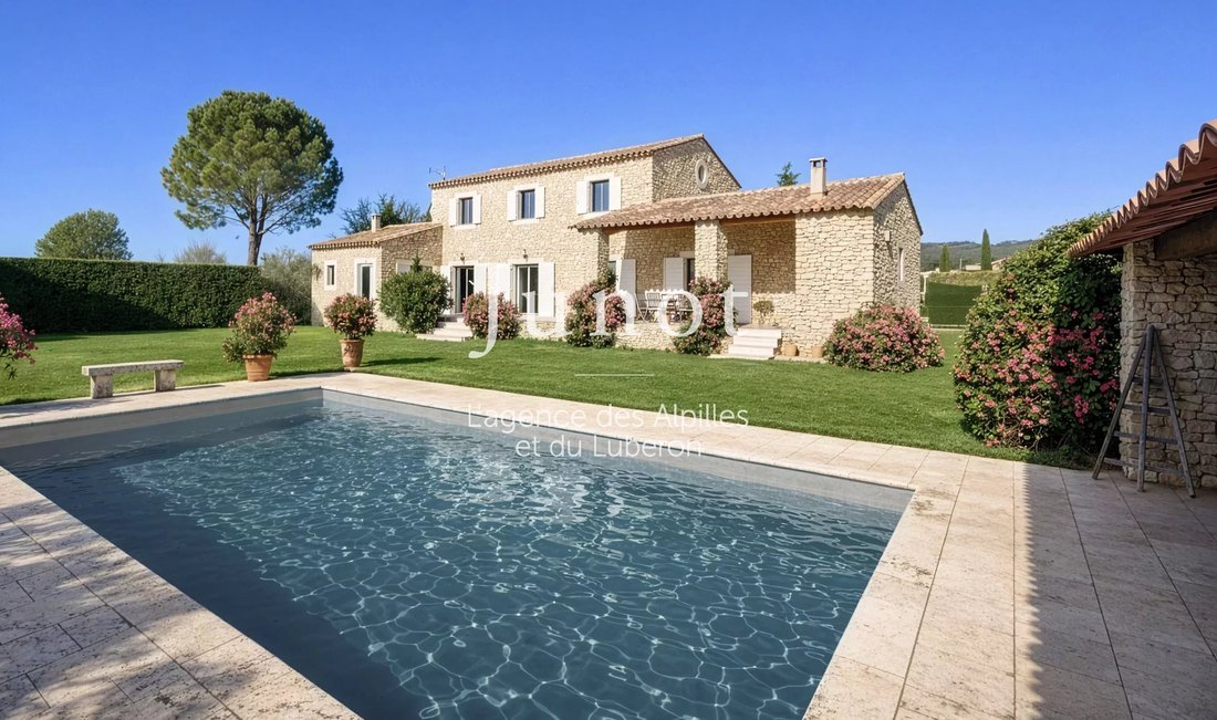 House in Gordes, Provence-Alpes-Côte d'Azur, France 1 - 18506936