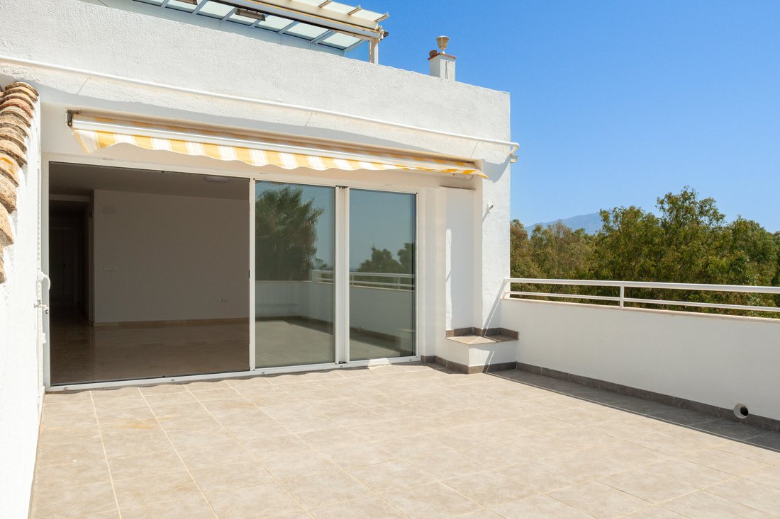 Apartment in Cancelada, Estepona, Andalusia 5 - 18507673