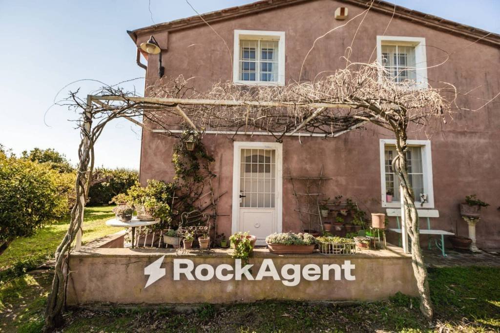 Villa in Montramito, Massarosa, Tuscany 4 - 18507628