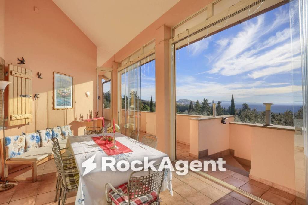 Villa in Rosignano Marittimo, Tuscany, Italy 1 - 18507675