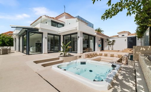 Villa a Nueva Andalucía, Marbella, Spagna 1
