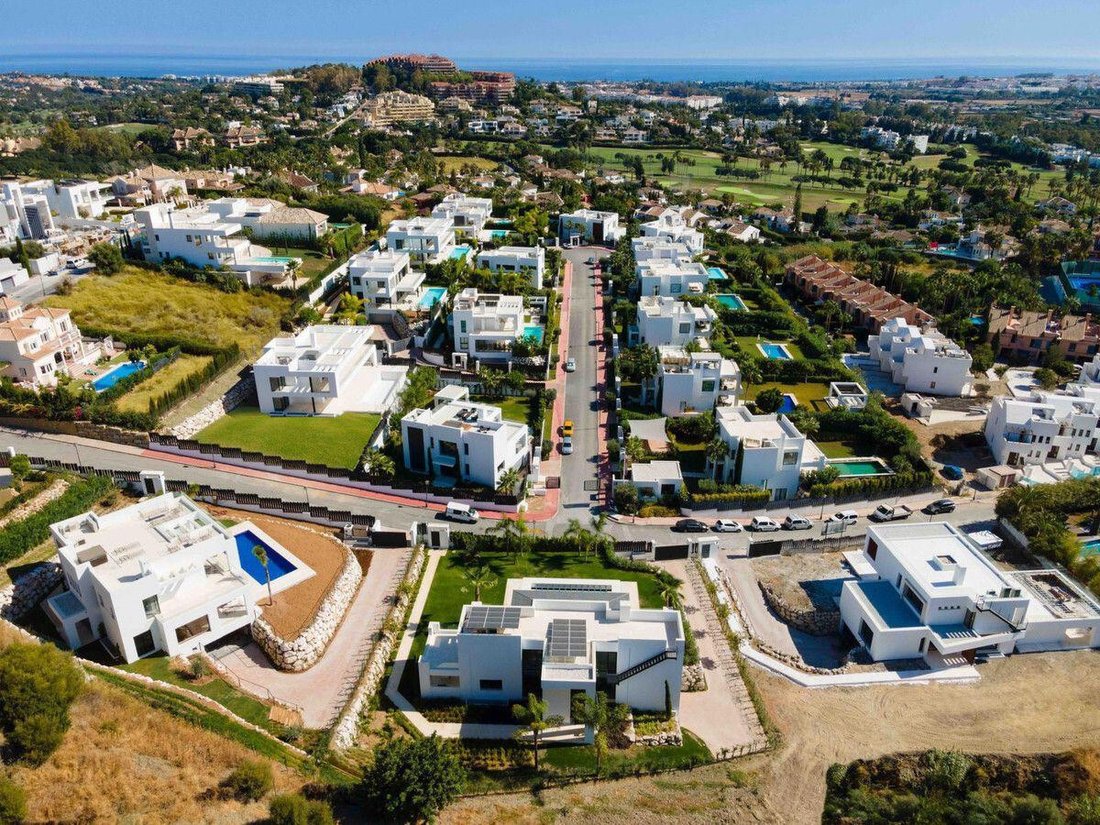 Villa in Nueva Andalucia, Marbella, Spain 3 - 18507696