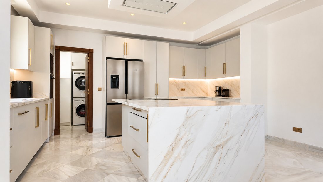 Apartment in Marbella, Andalusia, Spain 3 - 18507682