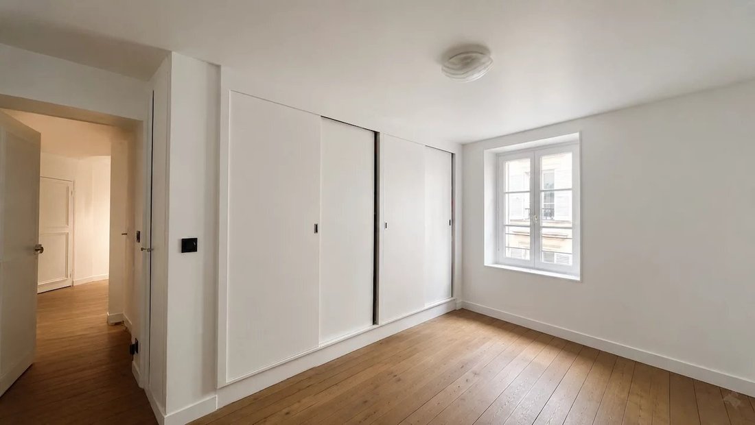 Apartment in Invalides, Paris 7e Arrondissement, Paris 5 - 18507460