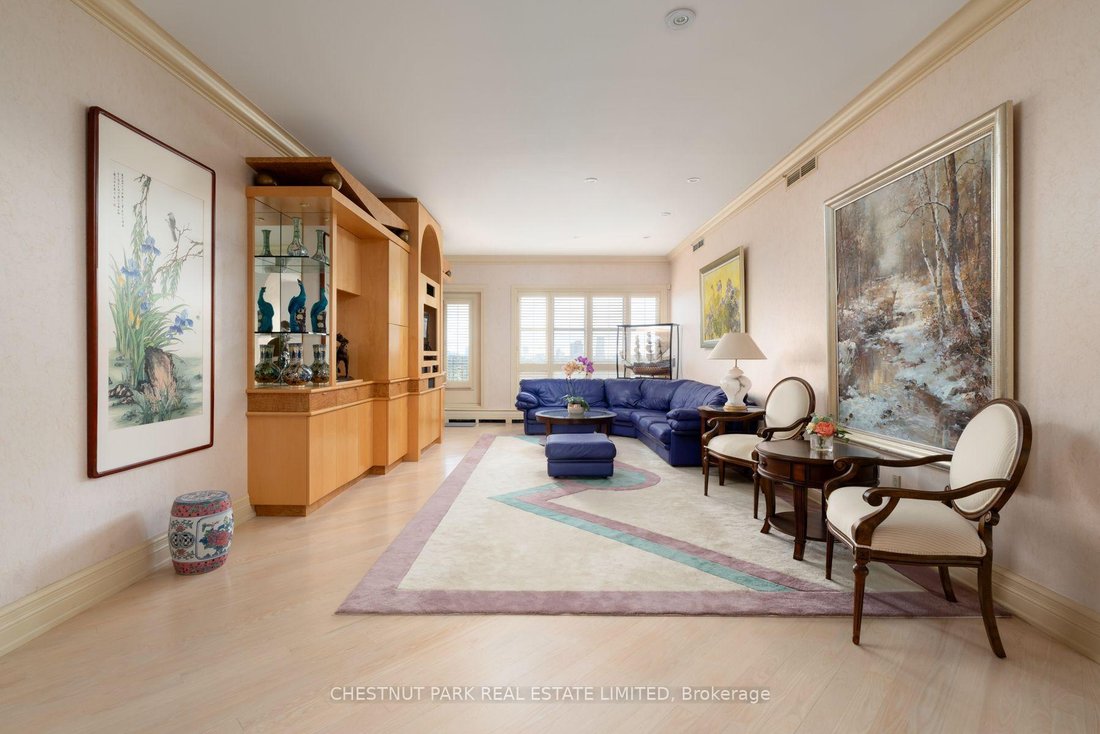 Apartment in Toronto, Ontario, Canada 5 - 18507692