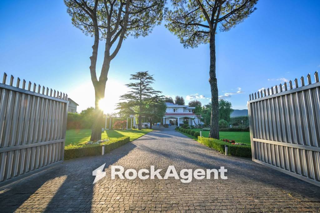 Villa in Pontecagnano, Campania, Italy 3 - 18507756