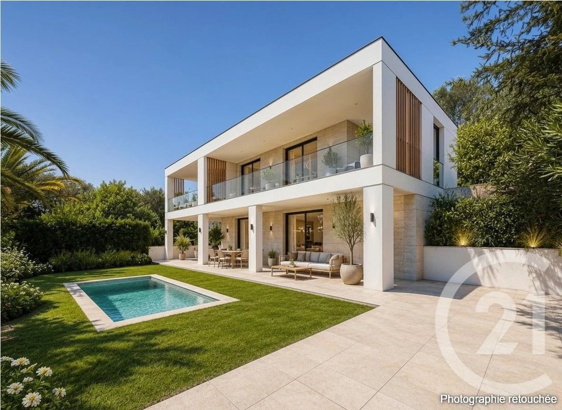 Land in Mougins, Provence-Alpes-Côte d'Azur, France 1 - 18507332