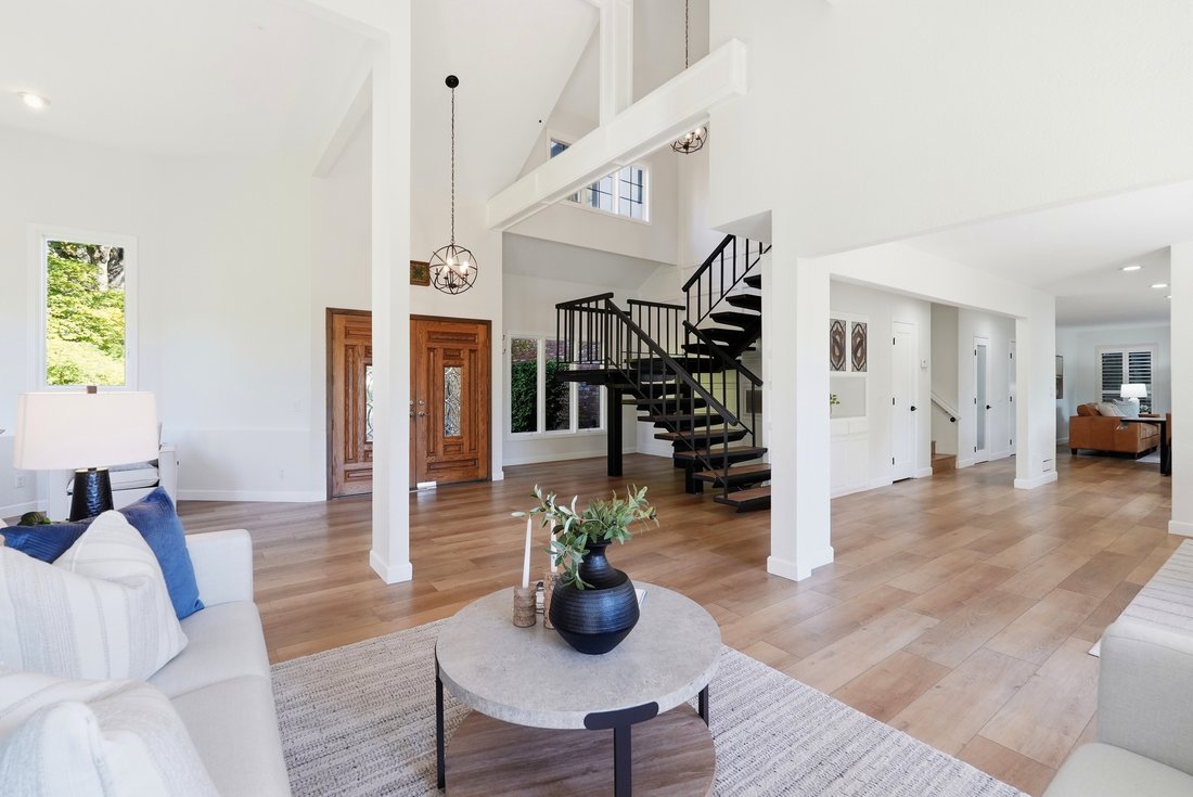 Fair Oaks, California, United States 3 - 18507349