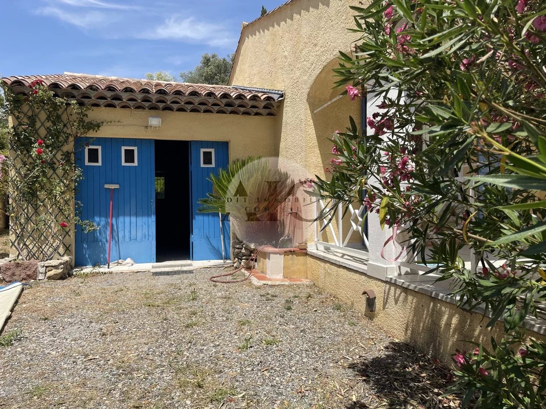 Villa in Bagnols-en-Forêt, Provence-Alpes-Côte d'Azur, France 4 - 18507425