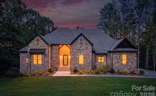 House in Denver, North Carolina, United States 1