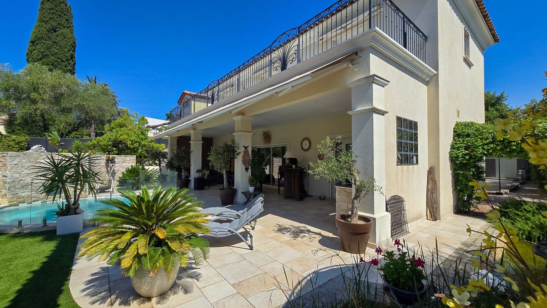 Villa in Les Plaines-Les Tasses, Saint-Raphaël, France 4 - 18507211