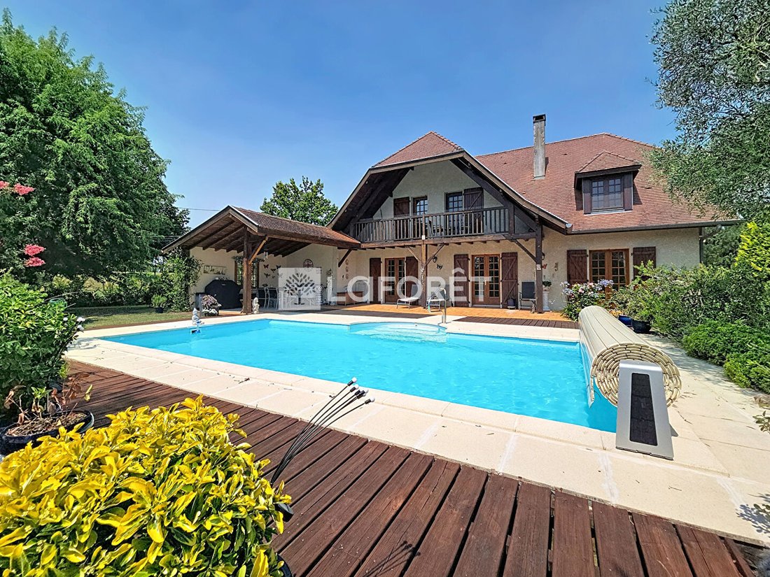 Villa in Mairie-Stade-Bergereau-Depart, Orthez, France 1 - 18507546