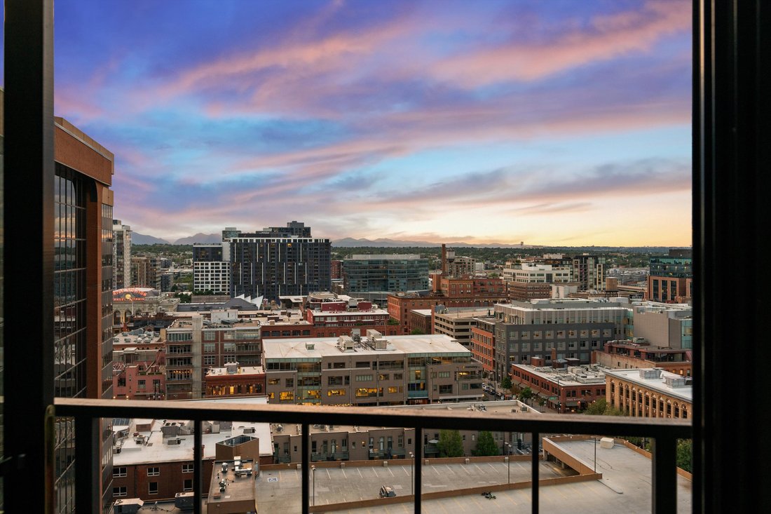 Condo in Denver, Colorado, United States 3 - 18507352